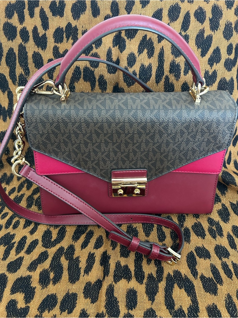 ❤️MICHAEL KORS🤎NWT~Brown MK Logo Flap with Mulberry and Burgundy Leather Satchel